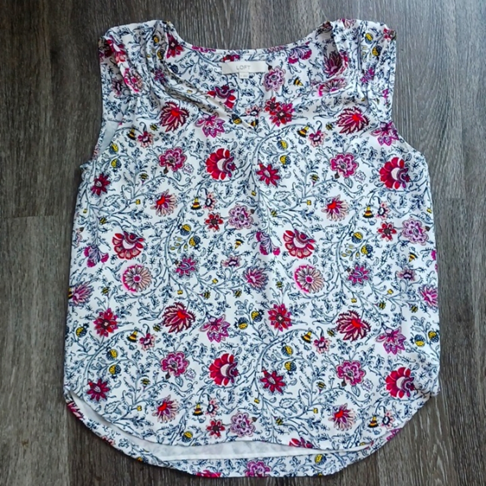 Ann Taylor LOFT sleeveless top